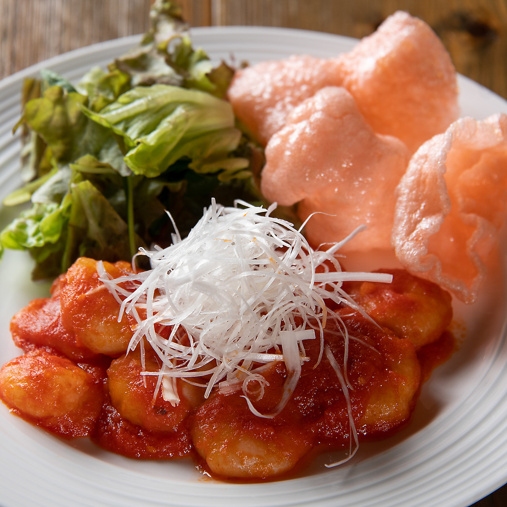 コースじゃなくても単品飲み放題ご注文可能です！お好きな料理とともに思う存分お楽しみください。