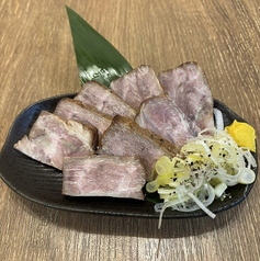 ていねいに仕込んだ 手作りチャーシュー