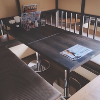 大型宴会が可能な掘りごたつ式のお座敷完備