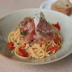 月替わりパスタ バケット付き