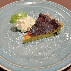 ピスタチオバスクチーズケーキ