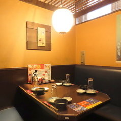 2～4名様ソファー席の完全個室。