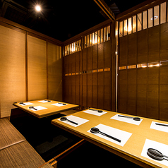 地鶏個室居酒屋 兼坂 東京・大手町店の雰囲気2