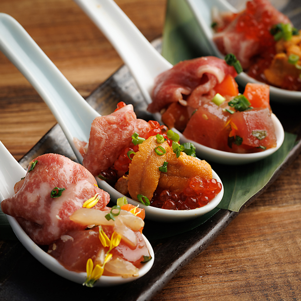 新橋駅 新橋 個室 居酒屋 焼き鳥 もつ鍋 鍋 飲み放題 宴会 歓送迎会 駅近 プレート 喫煙可