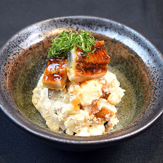 鰻の燻製ポテトサラダ