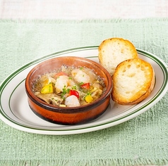 海老と茸のアヒージョ