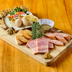 本日の燻製盛り合わせ