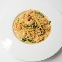 海老とアスパラのアメリケーヌクリームソース