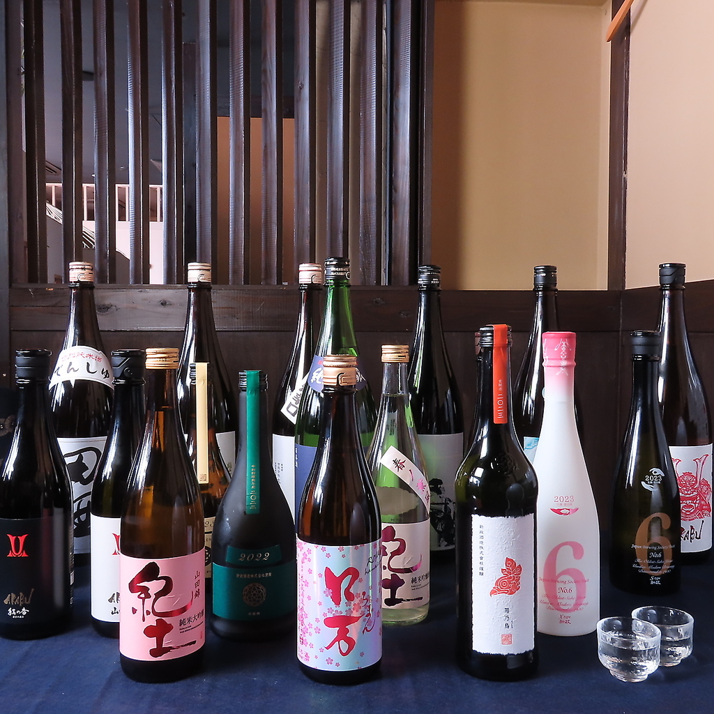 他のお店では中々飲めない日本酒やクラフトビールも含んだプレミアム飲み放題プラン2時間2,580円