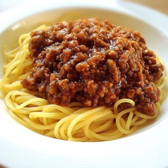 お肉たっぷりミートパスタ