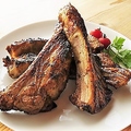 料理メニュー写真 肉厚スペアリブのオーヴン焼き