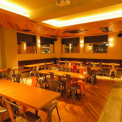 最大61名着席可能、人数によってセッティングいたします。★団体様もしっかり対応できます！