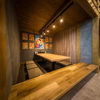 【雰囲気抜群】喧騒から外れたモダン空間もご用意◎