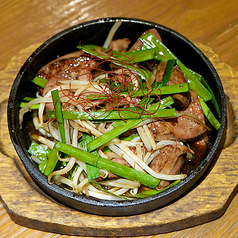 鉄板レバニラ焼き