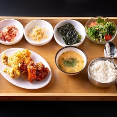 クリスピーフライドチキン定食