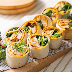 スパイシーチキンのトルティーヤロール