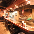 お一人でのご来店も大歓迎！目の前に大きな鉄板をご用意しており、お料理も前の前で調理致します。アツアツのお好み焼きをお腹一杯お召し上がりください♪
