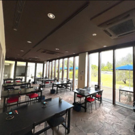 洗練された、落ち着いた雰囲気の店内でゆったり寛ぐ◎