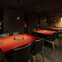 個室は最大16名様まで対応可能◎周りを気にせず、お食事をお楽しみください。