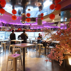 スクランブル交差点を一望の写真