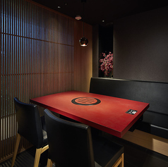 京都の町屋をイメージした趣のある店内です。どうぞごゆっくりお寛ぎください。