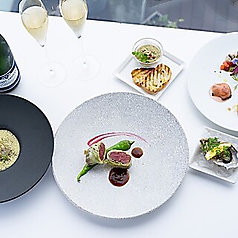 夜景の見えるオイスターバー Cierpo Restaurant & Bar シェルポ 神楽坂の特集写真