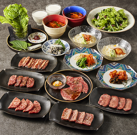 ノスタルジックな空間で堪能する上州和牛！地元の農産物を楽しめる一品料理も必食です