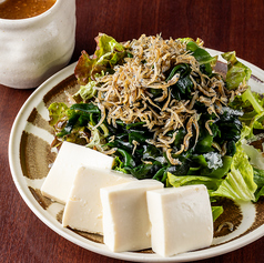 じゃこわかめ和風豆腐サラダ