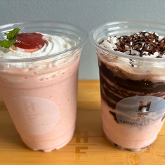 【いちごシェイク＆いちごチョコシェイク】