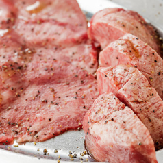 焼肉ホルモン肉三荘のコース写真