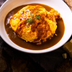 [ケチャップライス] チーズインオムカレー/[ケチャップライス] ごろっと牛肉オムライス
