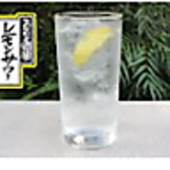 こだわり酒場のレモンサワー