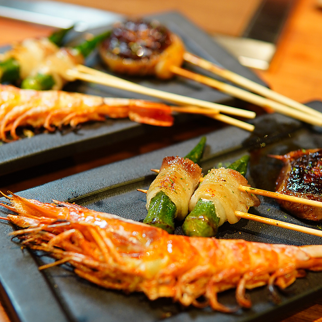 【まんてん名物】野菜をお肉で巻いた串焼き！！