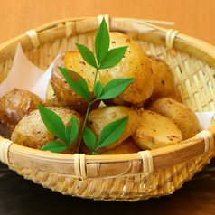 皮付きポテトフライ ゆかり塩