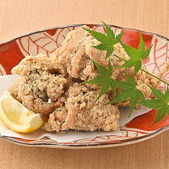 地鶏の肉汁たっぷり唐揚げ