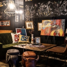 細部まで拘った『eight』。店内のインテリアはもちろん、カトラリーまで拘ったeightで思い出に残る特別な1日をお過ごしください♪