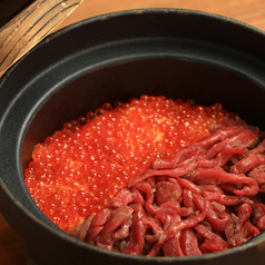 贅沢和牛いくら飯(2~3名様でシェアがお薦め!)