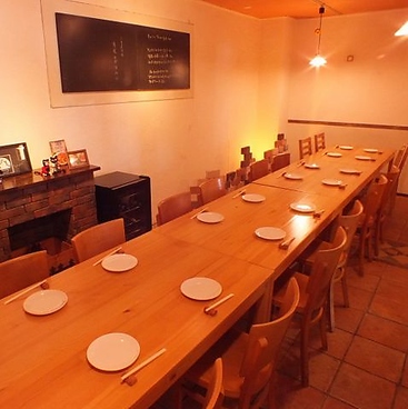 しあわせDining こもたも 天神大名の雰囲気1