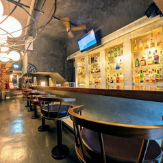 1-2名様向け。ゆっくりお酒をお楽しみください