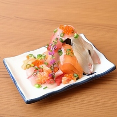 海鮮こぼれ盛り