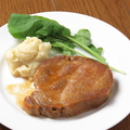 料理メニュー写真 三元豚のローストポーク　ジンジャーソース