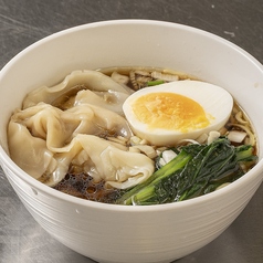 台湾醤油雲呑麺