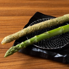 旬の国産アスパラ一本揚げ