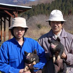 鹿児島県産の六白黒豚