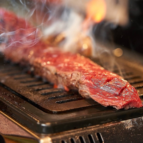 東区に焼肉酒場がOPEN！精肉屋厳選の絶品肉を職人が手切りでご提供いたします！