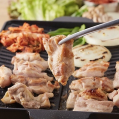 焼き鳥×食べ飲み放題 喫煙半個室 食べ放題 居酒屋 並木days 広島並木通り店の特集写真