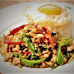 みんな大好き！タイ料理の定番『ガパオライス』の写真