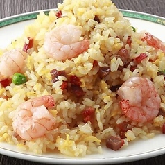 ランチやディナーに。テイクアウト各種承ります。