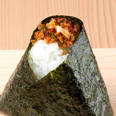 鶏そぼろと焦がしネギ