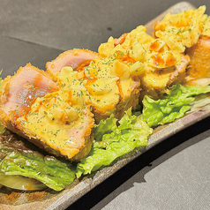 マグロのレアカツ・自家製タルタル/炙り寒ブリのユッケ風